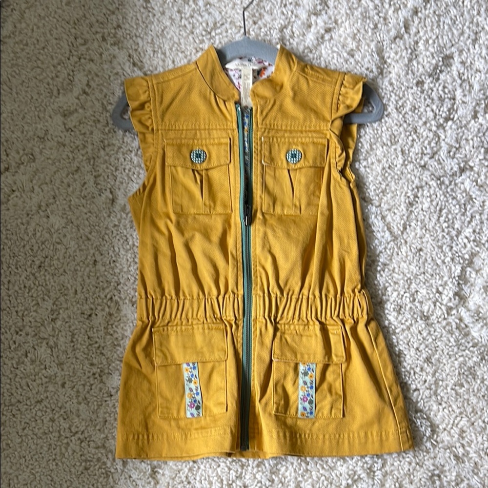 Yellow Sleeveless Zip-Up Vest